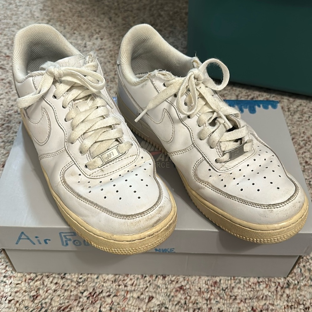 Nike Air Force 1